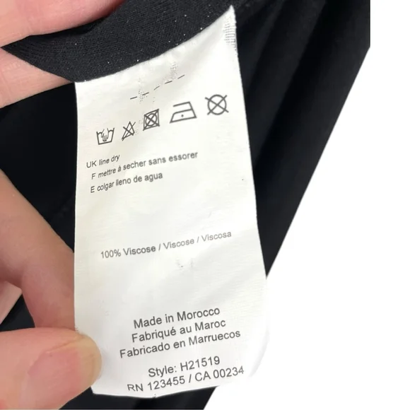 * NEW Halston Black Viscose Jersey Pull On Asymmetrical Skirt Size S - Picture 5 of 5